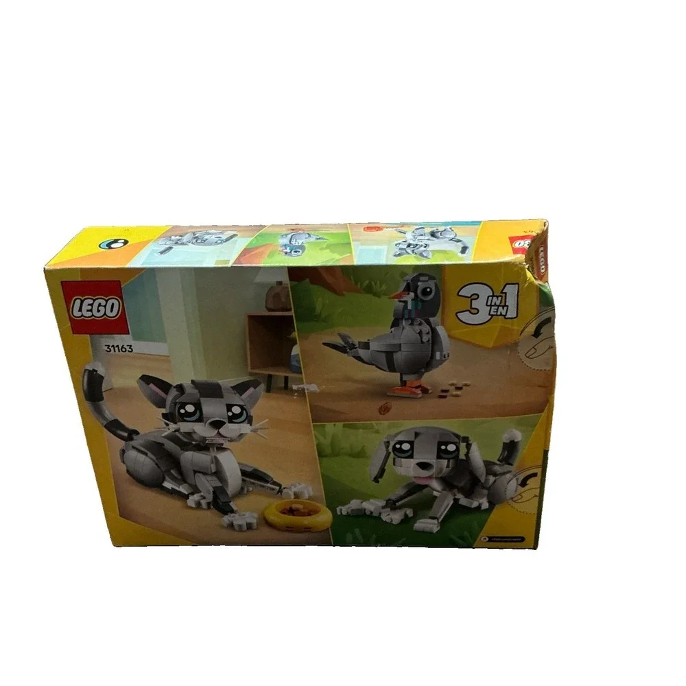 LEGO CREATOR: Playful Cat (31163) Dented Corner Of Box